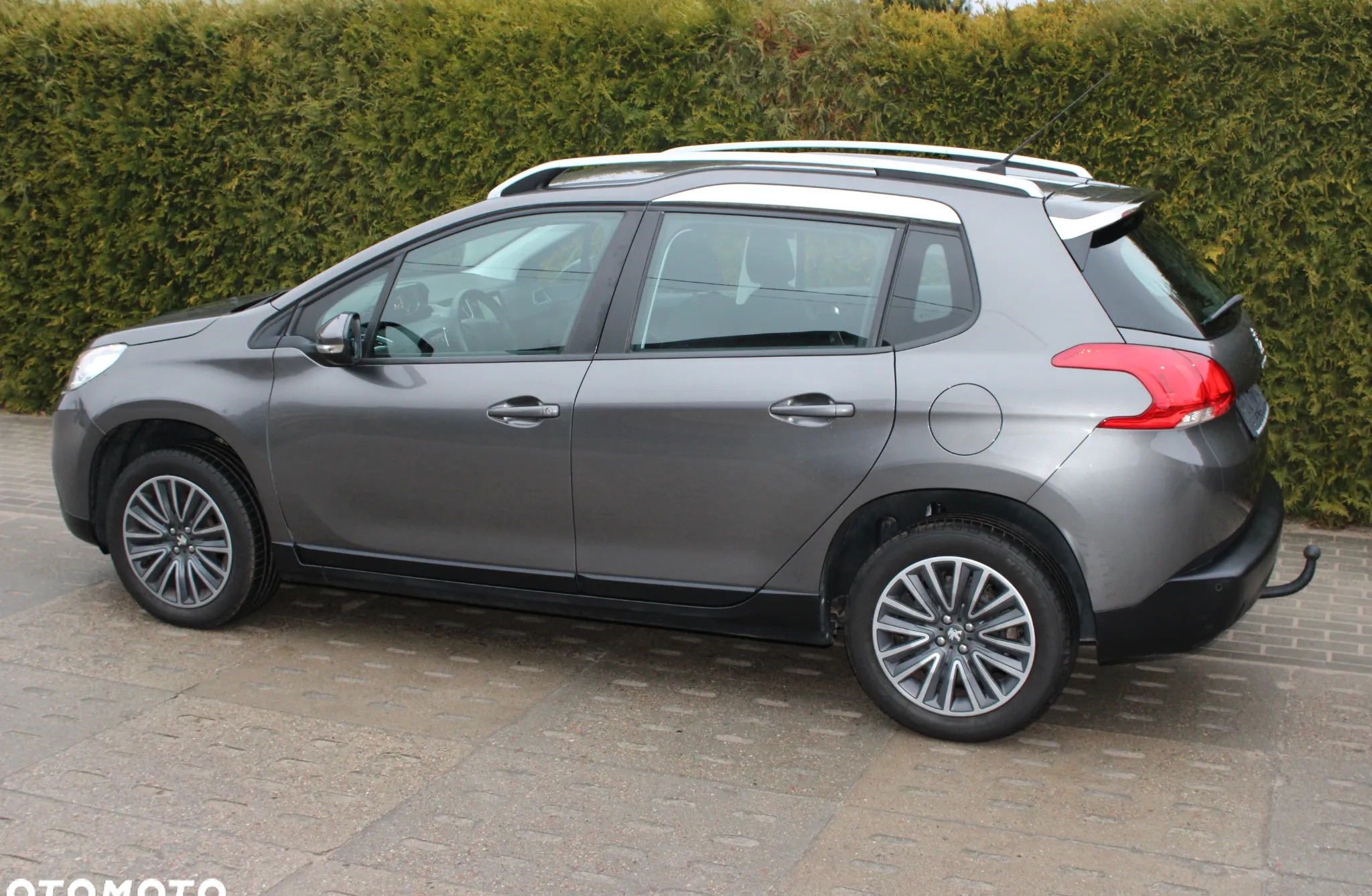 Peugeot 2008 cena 30900 przebieg: 142367, rok produkcji 2015 z Skoki małe 56